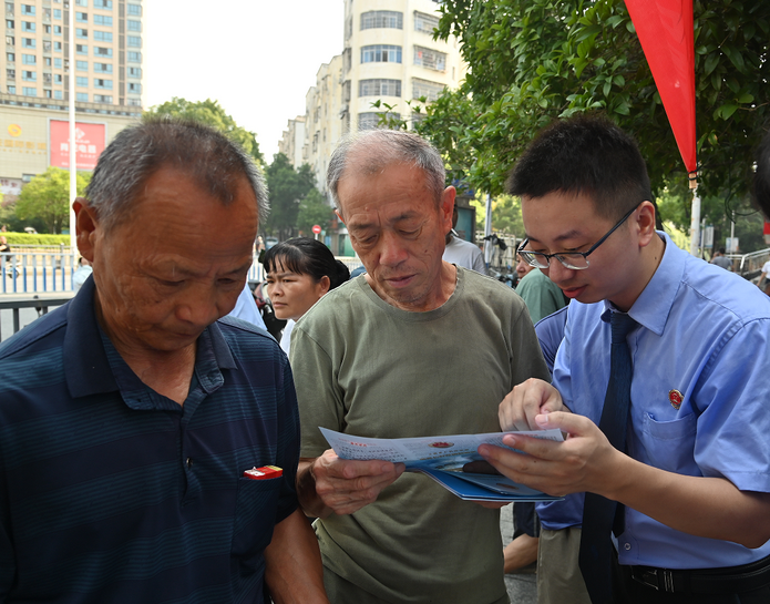 ����������������顪���ϸ���������Ժ��չ�������������١���